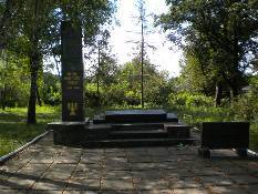 Озаринці.Пам'ятник евреям, загинувшим  в роки Великої Вітчизнянної війни